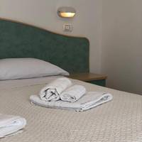 Double or Twin Room with Sea View