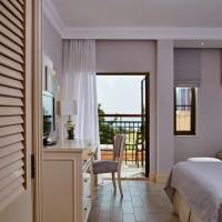 Deluxe Double or Twin Room with Golf and Sea View