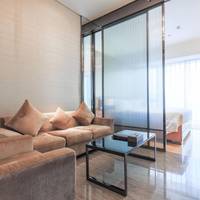 Business Queen Apartment