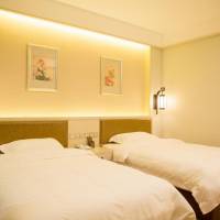 Chinese Mainland Citizen Only-Budget Double or Twin Room - No Window(Basement)