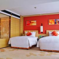 Deluxe Twin Room with City View
