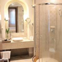 Studio with Ocean View and Kitchen & Cooking ware and washer/dryers