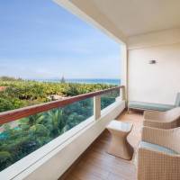 Deluxe Sea View King Room 