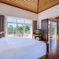Suite with Garden View