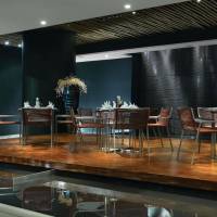 Room + Saturday Japanese Lunch Buffet - Deluxe Suite