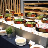 Room + Saturday Japanese Lunch Buffet - Junior Suite
