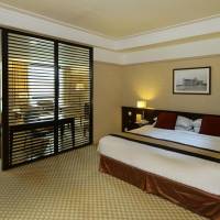 One-Bedroom King Suite