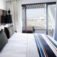 Superior Queen Room with Pool and Ocean View