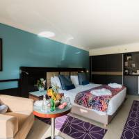 Deluxe Double Room with Garden View