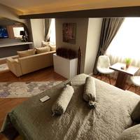 Suite with River View