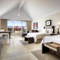 Ambassador Suite Ocean View