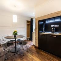One-Bedroom Apartment (3 Adults)