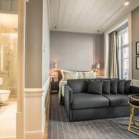 Deluxe Double or Twin Room with City View