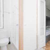 Bed in 8-Bed Mixed Dorm Room Ensuite