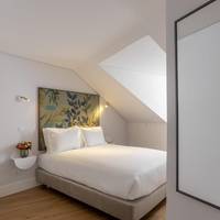 Superior One-Bedroom Apartment
