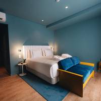 Deluxe Double or Twin Room with City View