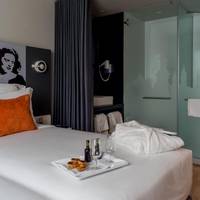 Twin Room with City View
