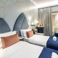 Twin Room with Interior View