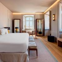 Prestige Suite