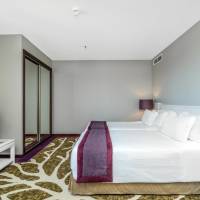 Suite with Two Beds - Non-Smoking