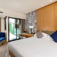 Superior Pool View -Twins Bed