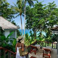 One-Bedroom Deluxe Cottage with Ocean View