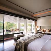 Sky Pool Suite