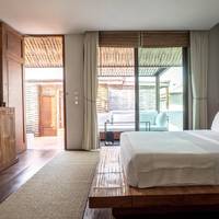 Oceanbed Suite with Spa Bath