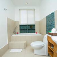 Deluxe King or Twin Room