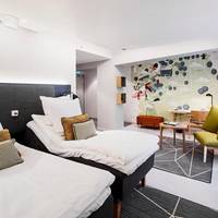 Double Room with Two Double Beds - Disability Access