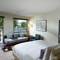 Junior Suite with Free Roundtrip Caticlan Airport Transfers