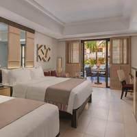 Grand Twin with Direct Pool Access