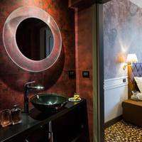 Deluxe room with Canal View