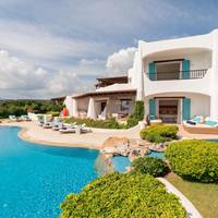 5 Bedroom Villa Smeralda, Villa, Seafront, Private pool