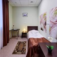 Single Room with Shared Bathroom