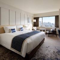 Club Deluxe King Room with Lounge Access Non-Smoking - Garden View