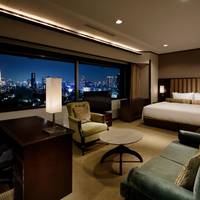 Premier Deluxe King Room with Lounge Access - Non-Smoking