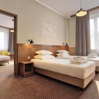 Classic Quadruple Room with City View