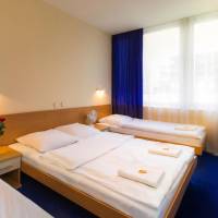 Twin Room with Private Bathroom