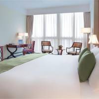 Deluxe King Suite