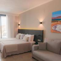 Level Deluxe Twin Room with Sea View