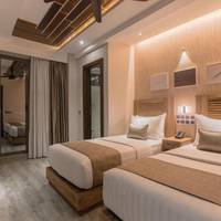 Deluxe Double or Twin with Ocean View and Balcony including Free return Airport Transfer 