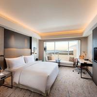 King Deluxe Bay View