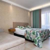 Deluxe Double or Twin Room with Garden View