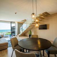 Maisonette with Sea View