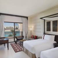 Classic Twin Room with Private Balcony