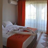 Double or Twin Room with Sea View