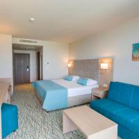 Double Room (1 Adult + 1 Child 0-11 years)