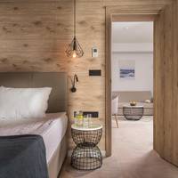 Apartment Deluxe (2 Adults + 2 Children)
