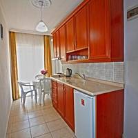 Apartment (3 Adults)